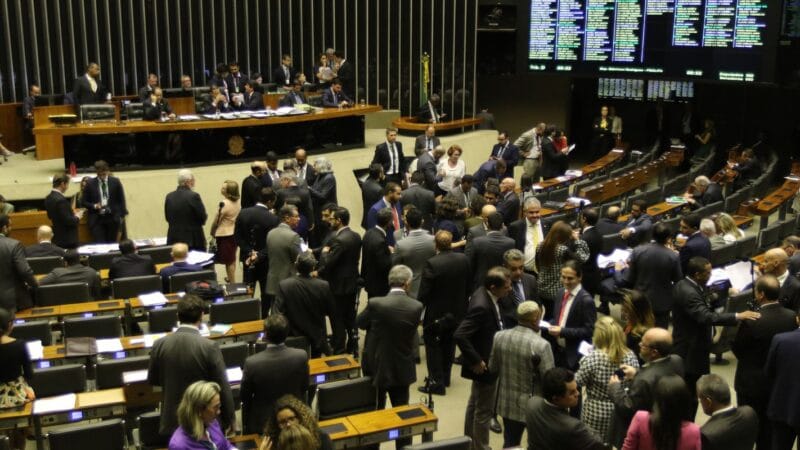 Municípios Inadimplentes Podem Acessar Recursos Federais Após Derrubada de Vetos