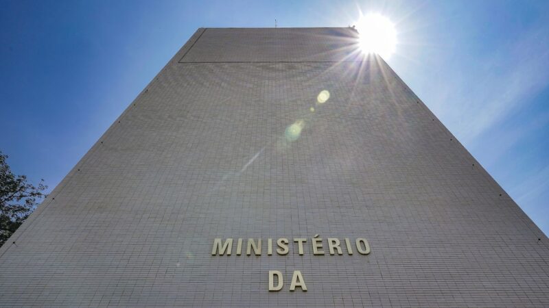 Governo Anuncia Bloqueio de R$ 22,1 Bilhões no Orçamento de 2026