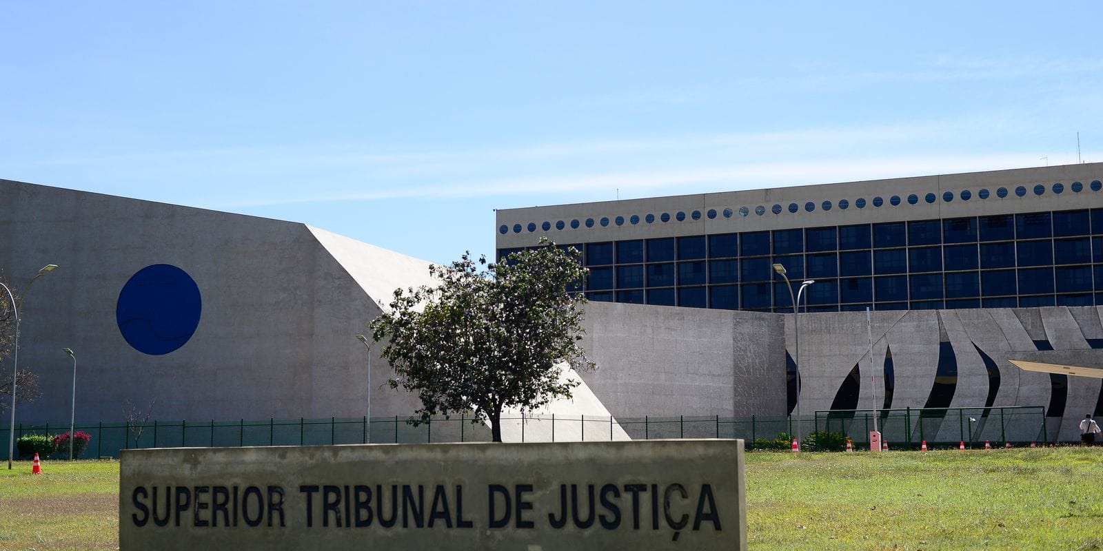 STJ Inicia Investigação sobre Uso de Inteligência Artificial para Fraudes Processuais