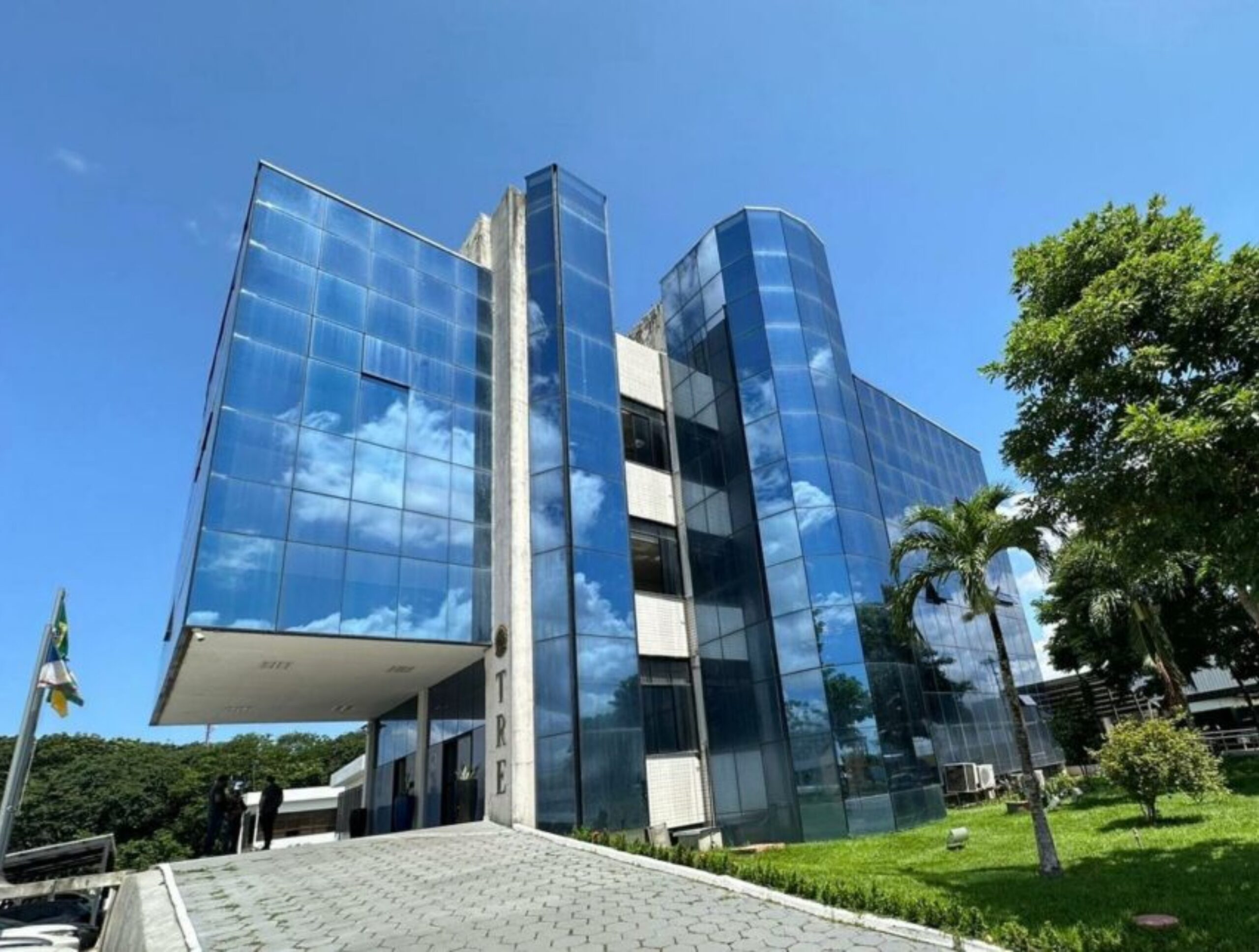 TRE-RR Ajusta Prazo de Afastamento para Candidatos em Eleição Suplementar Após Decisão do STF