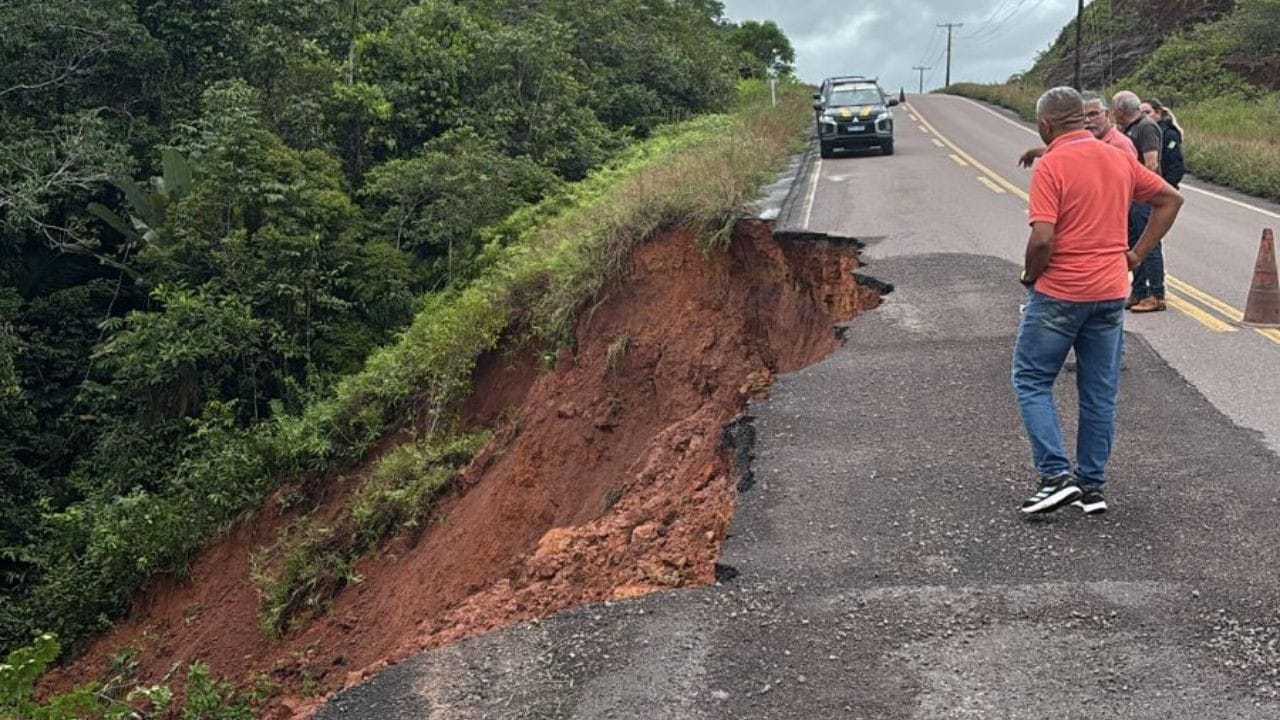 Interdição Parcial da BR-174 no Amazonas Devido a Erosão