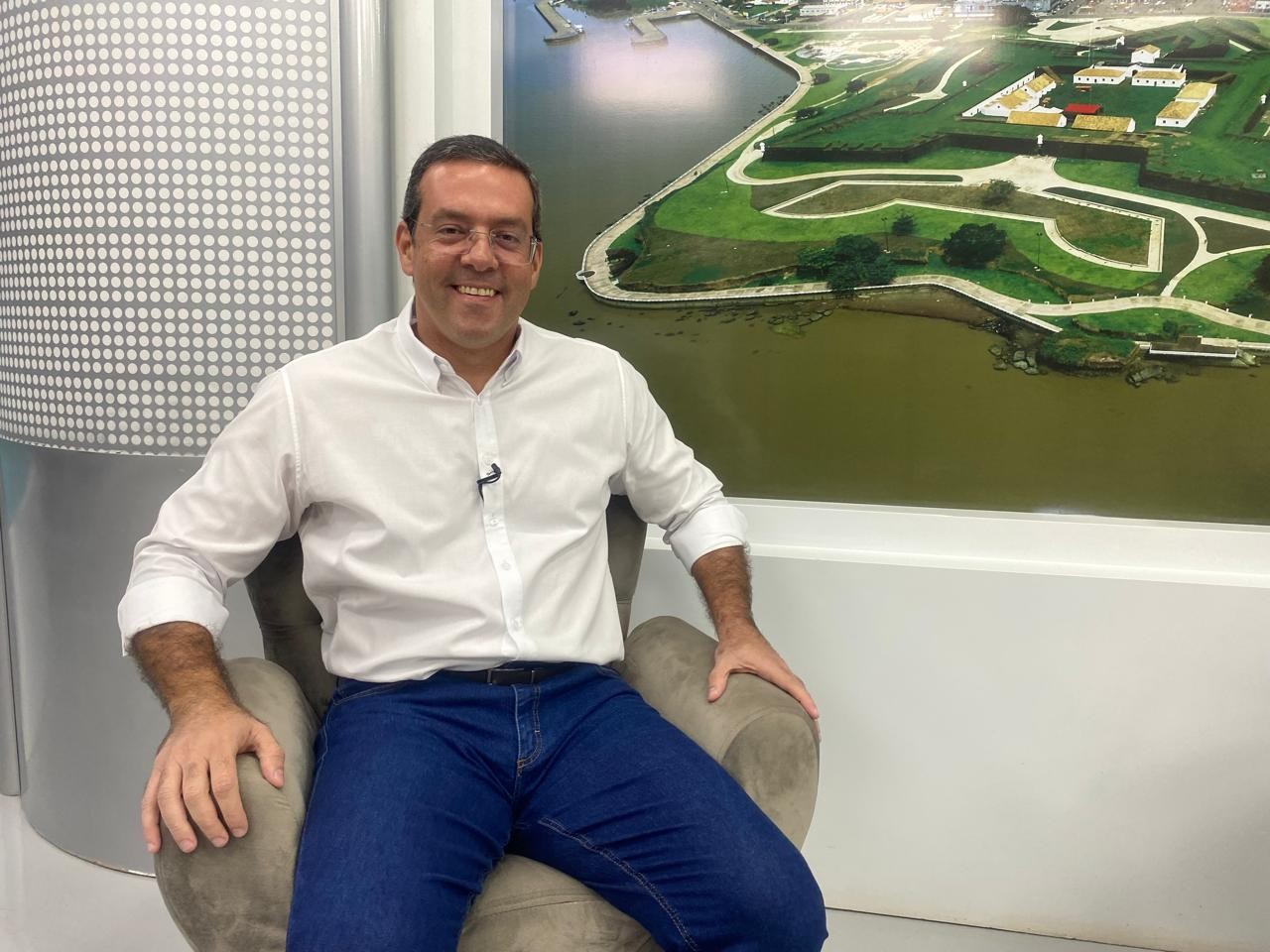 Dr. Furlan se pronuncia após operação da PF contra milícia digital