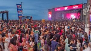 Aline Barros Brilha no Vem Louvar Pará em Santarém