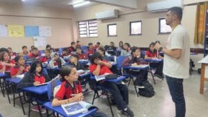 Fundação Rede Amazônica Promove Projeto Conta Um Conto em Escolas de Manaus