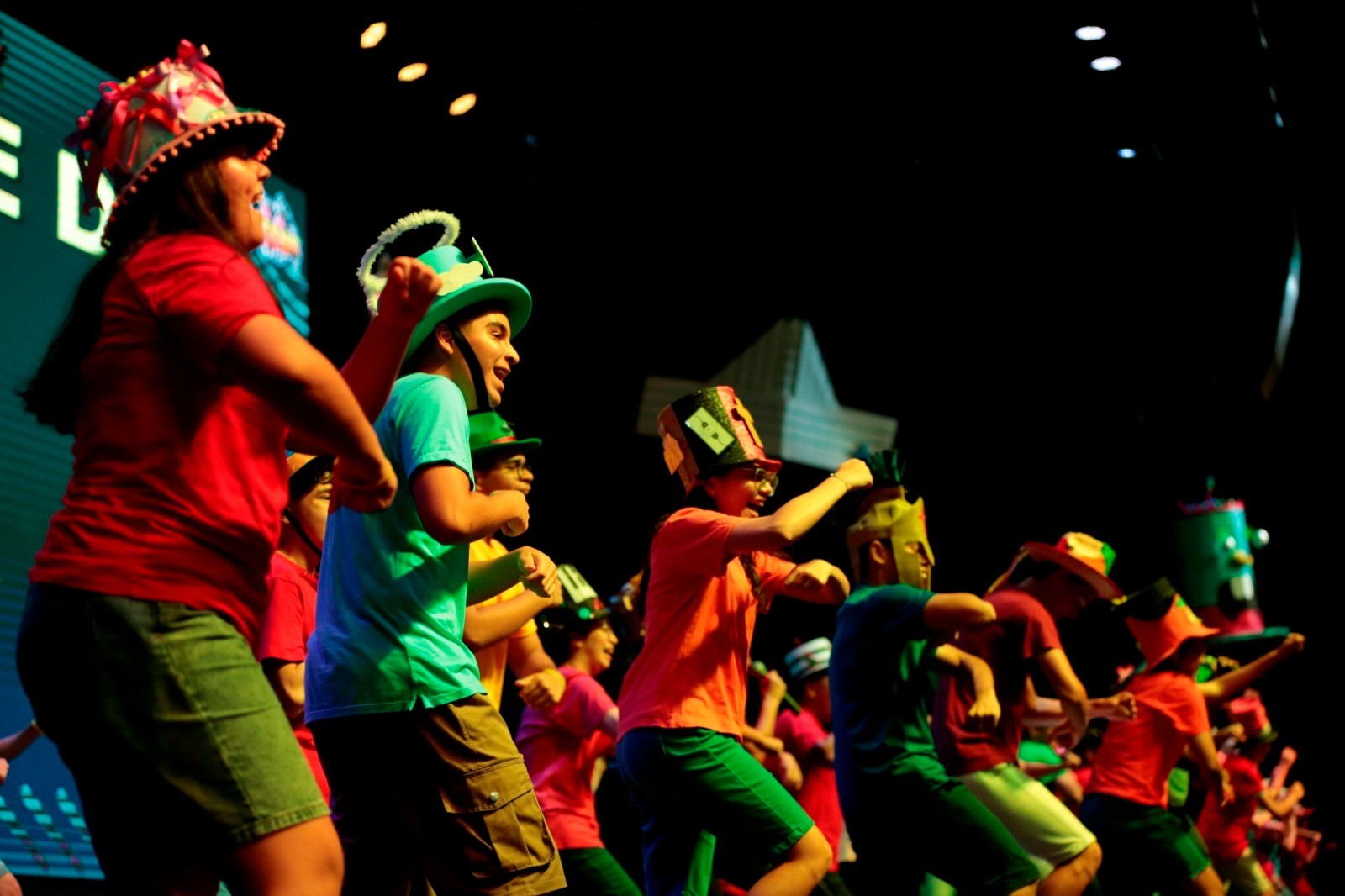 Chapéu Maluco: Uma Celebração de Música e Diversão para Adolescentes em Manaus