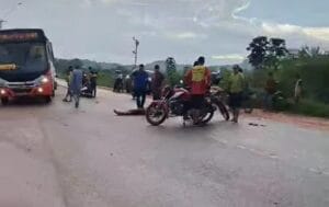 Acidente Grave Envolve Carro e Moto em Santarém: Vítimas em Estado Crítico