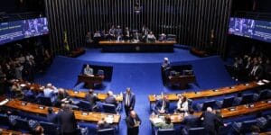 Tramitação da PEC do Fim da Escala 6×1 Enfrenta Obstáculos no Senado