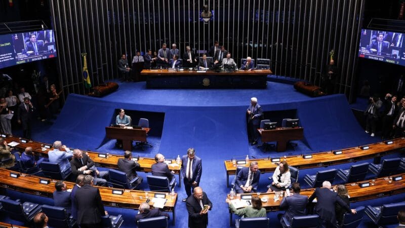 Tramitação da PEC do Fim da Escala 6×1 Enfrenta Obstáculos no Senado