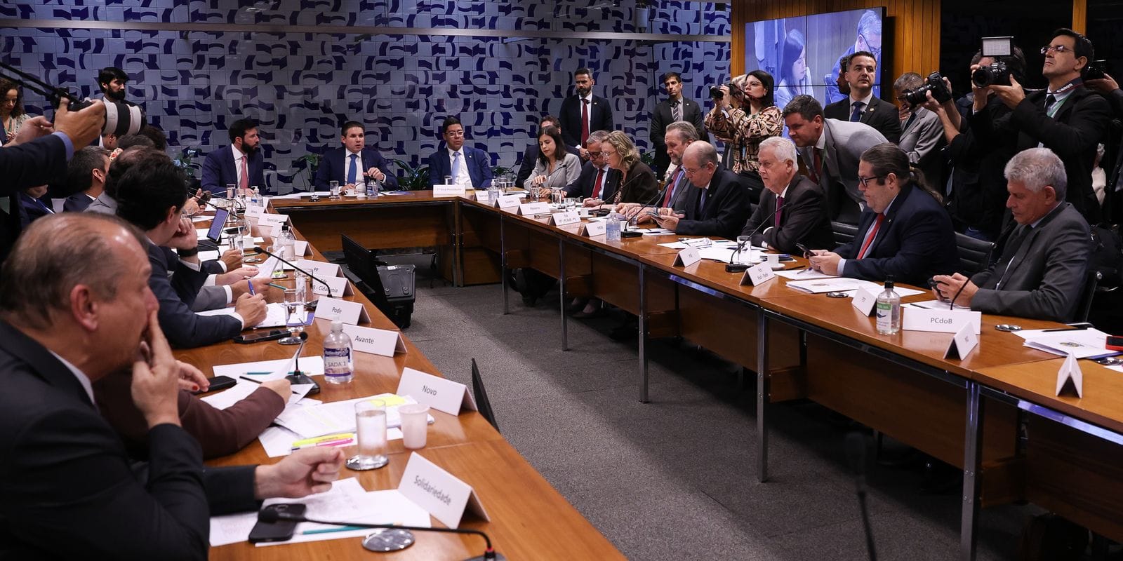 Governo Revoga Urgência do Fim da Escala 6×1 e Libera Pauta na Câmara