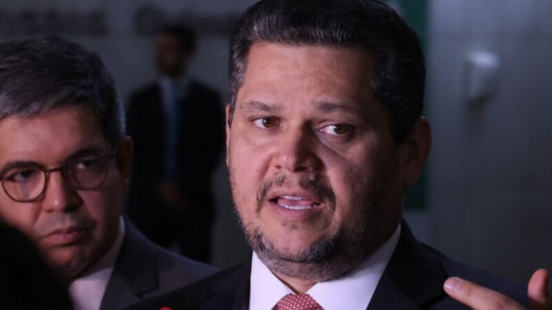 PEC que Elimina Escala 6×1 Enfrenta Obstáculos no Senado Durante Semana de Festividades