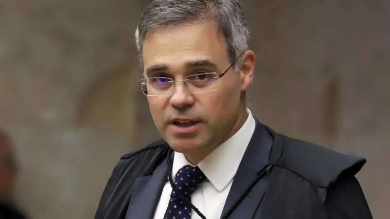 Investigação sobre Financiamento de Filme de Bolsonaro é Atribuída a André Mendonça no STF