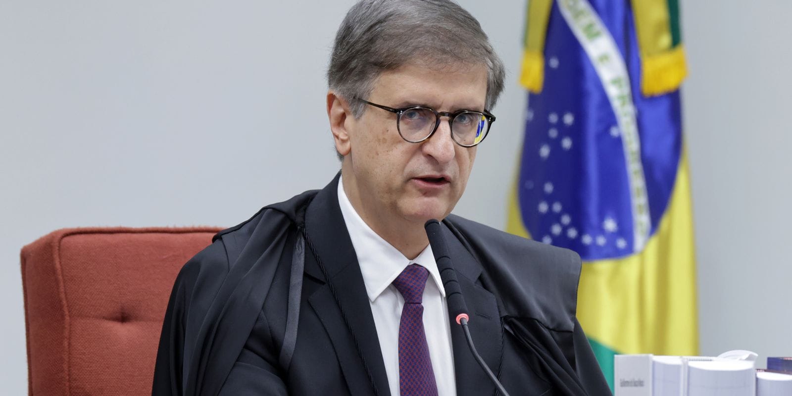 PGR Se Posiciona Contra Revisão da Condenação de Jair Bolsonaro