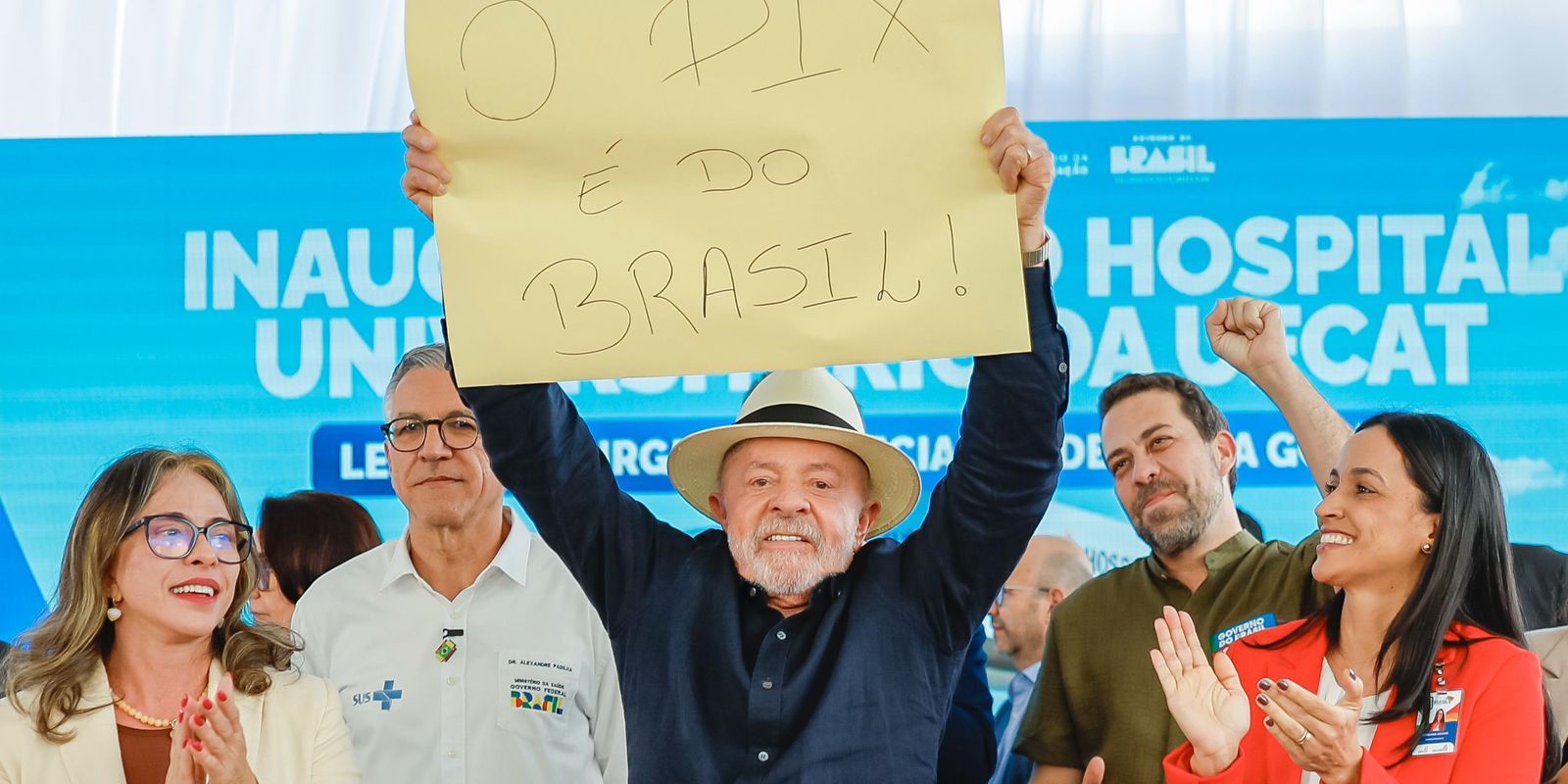 Lula destaca vantagens do Pix e critica ações dos EUA contra sistema de pagamentos brasileiro