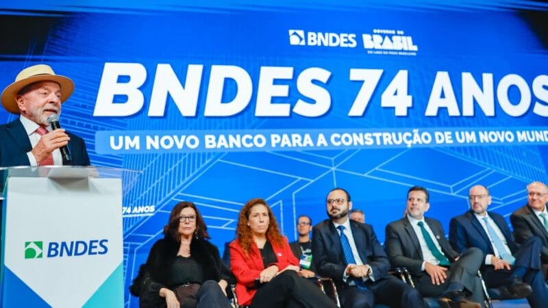 Lula Destaca Confiança dos Técnicos como Fator Decisivo para Resultados do BNDES