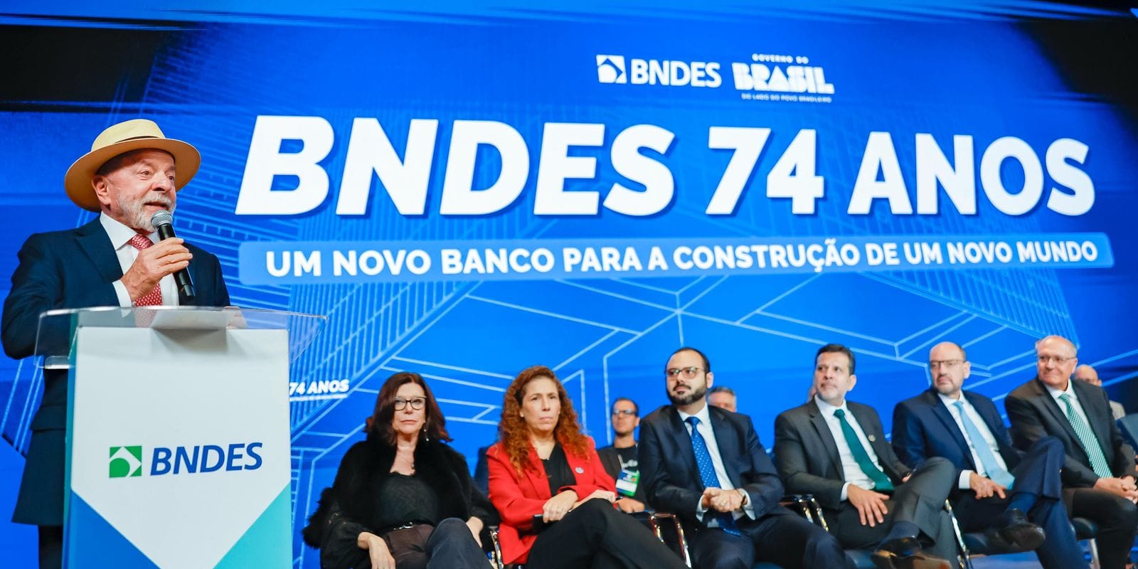 Lula Destaca Confiança dos Técnicos como Fator Decisivo para Resultados do BNDES