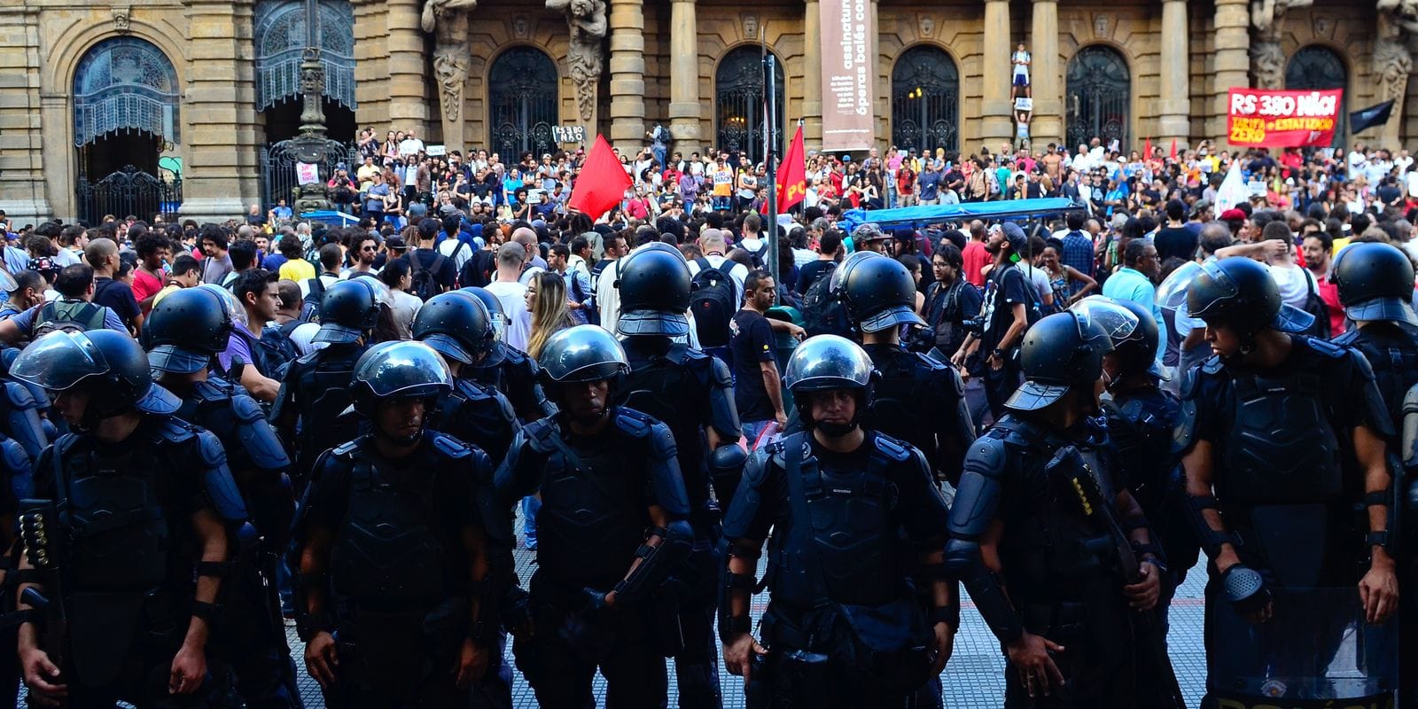 STJ Determina Protocolo para Atuação Policial em Manifestações em São Paulo