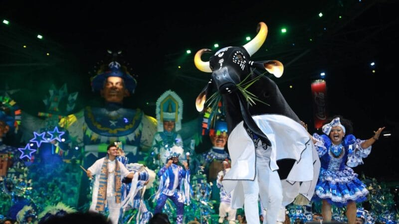 Boi Caprichoso Celebra a Amazônia na Segunda Noite do Festival de Parintins 2026