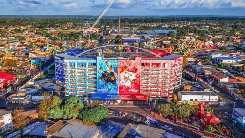 Festival de Parintins: A Celebração Cultural que Transforma uma Ilha na Amazônia