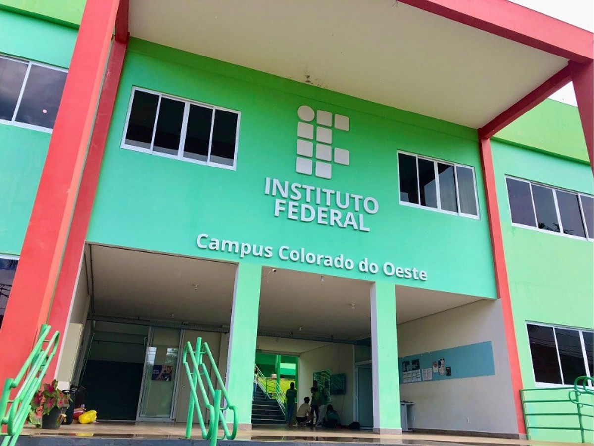 IFRO Lança Seleção para Professor Substituto de Matemática com Salário de até R$ 8,3 mil