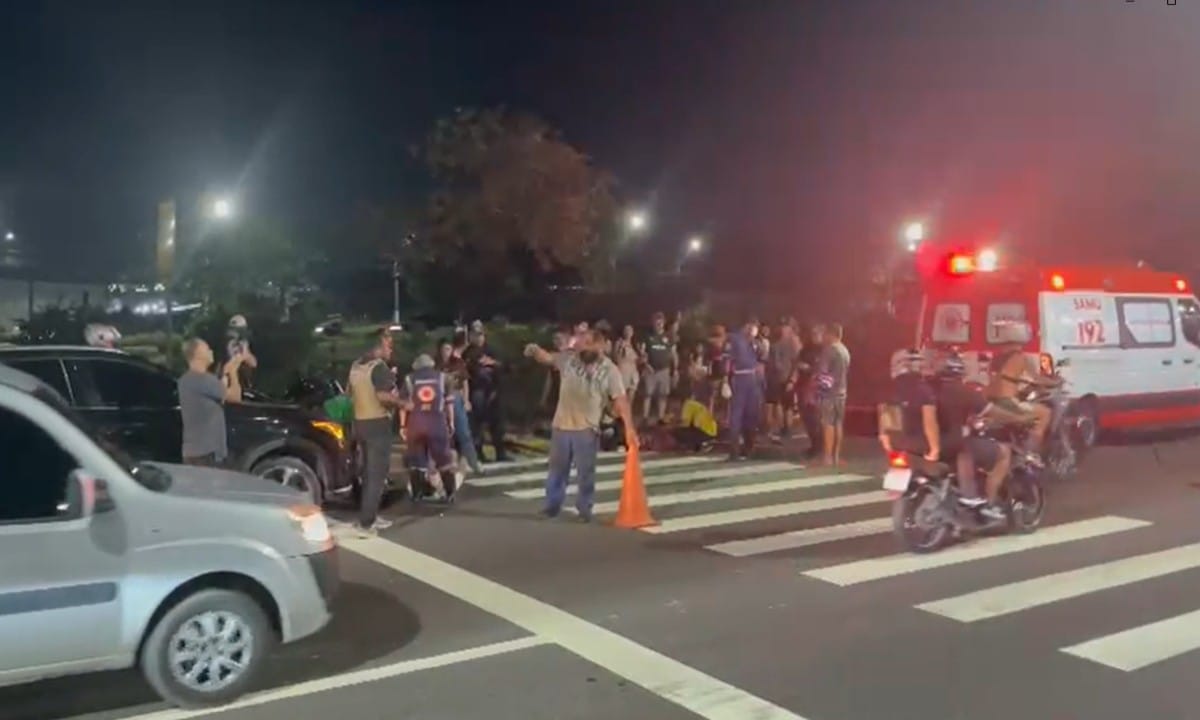 Acidente em Manaus Envolve Carro e Motos, Deixa Feridos e Causa Congestionamento