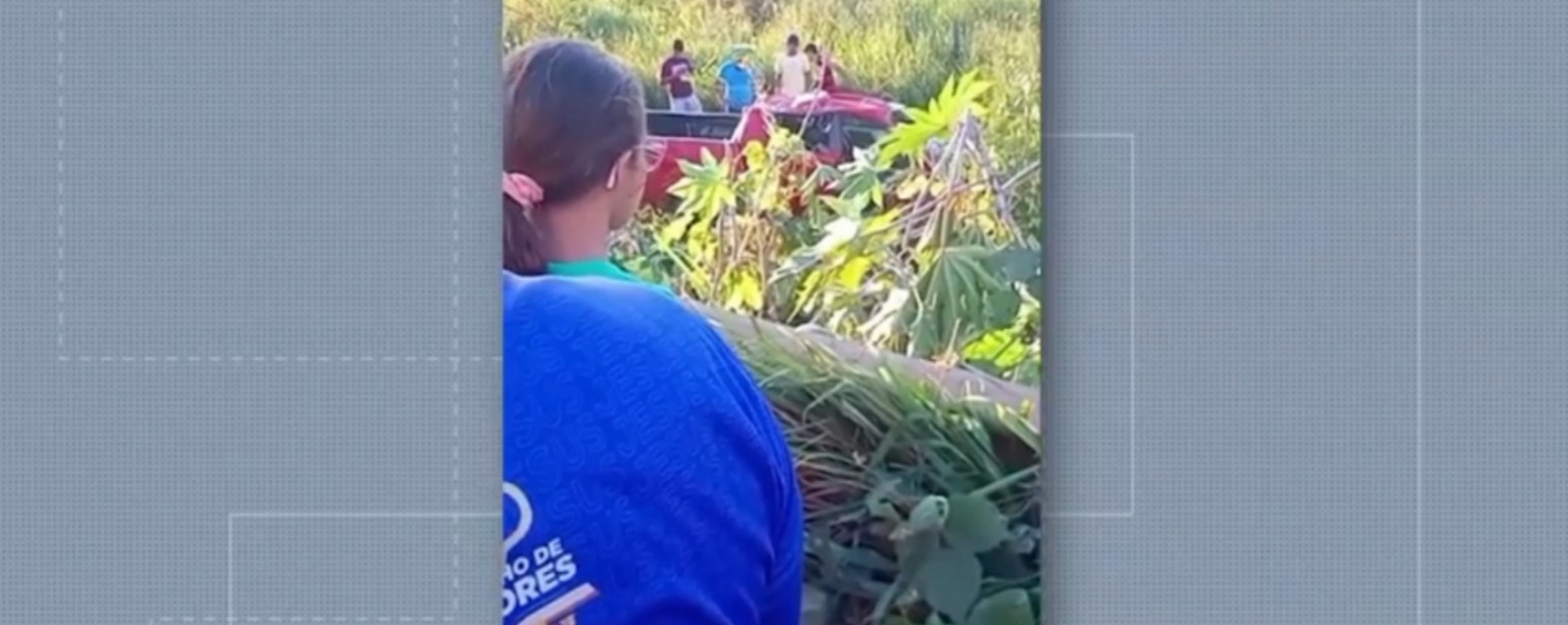 Tragédia na BR-230: Mulher morre em colisão entre caminhonete e caminhão no Pará