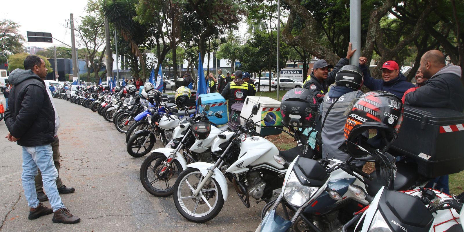 Governo Federal Lança Linha de Crédito para Motociclistas de Aplicativos