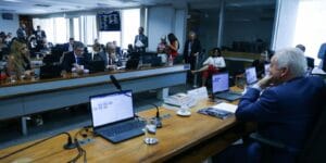 Senado Analisa Tramitação da PEC que Extingue a Escala 6×1 e Outros Projetos Importantes