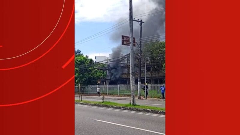 Incêndio em Antiga Unidade dos Correios em Manaus: Causas e Resposta Rápida dos Bombeiros