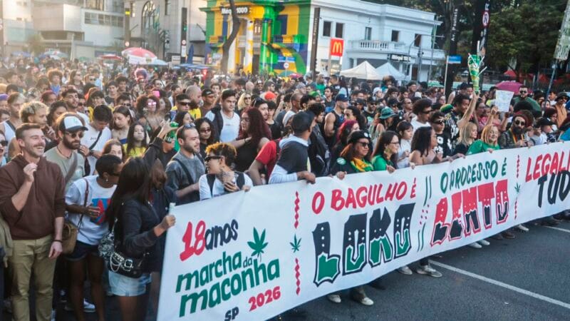 Marcha pela Legalização da Maconha Reúne Multidão em São Paulo