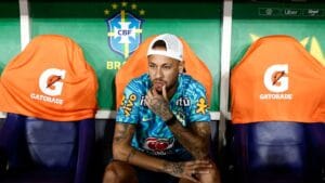 Ancelotti faz piada sobre o tema Neymar em coletiva