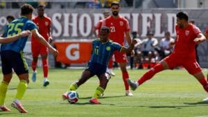 Colômbia Brilha com Show de Arias e Vence a Jordânia