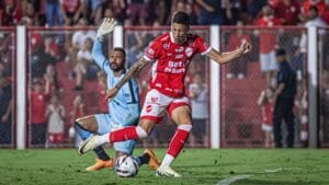 Flamengo Apresenta Interesse em Atacante de Destaque