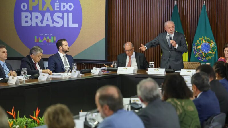 Brasil Busca Novas Parcerias Comerciais em Resposta às Taxações dos EUA