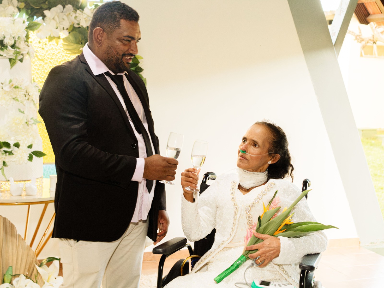 Despedida de Amor: Paciente com Câncer Realiza Casamento em Hospital e Falece uma Semana Depois