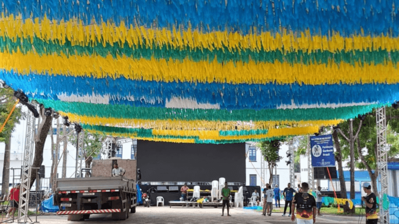 Praça da Revolução se Prepara para Receber Torcedores na Estreia do Brasil na Copa do Mundo