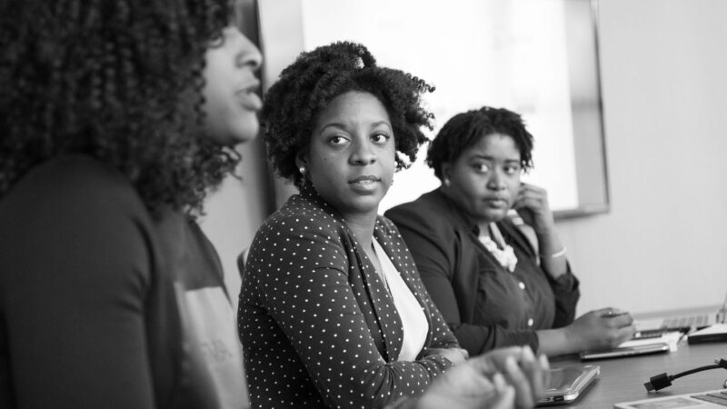 Desemprego entre Mulheres Negras Jovens Atinge 24,7%, Revela Estudo