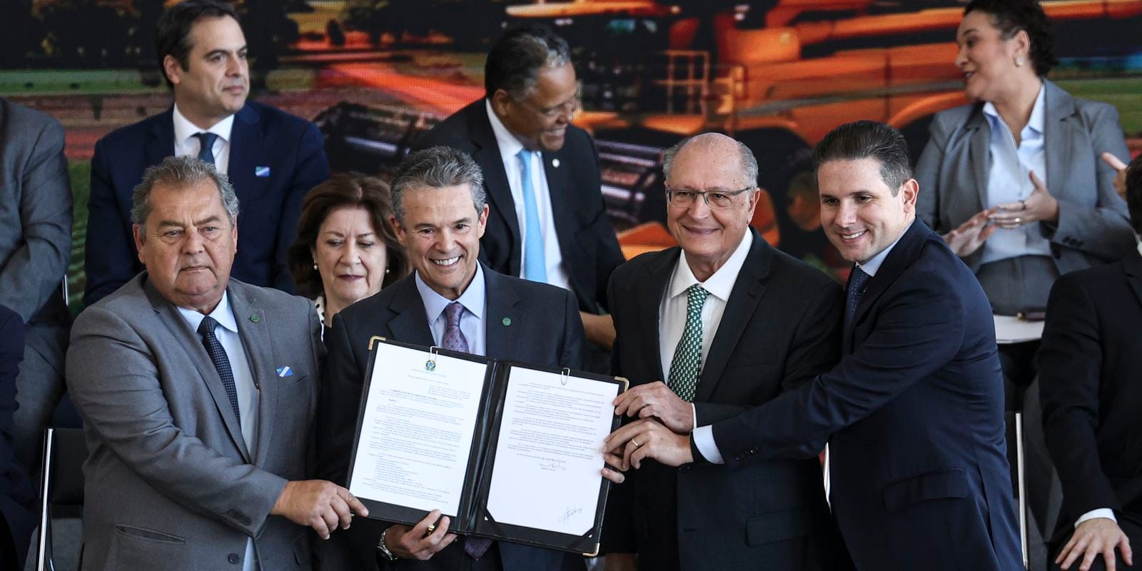 Governo Lança Plano Safra 2026/2027 com Investimentos Recordes