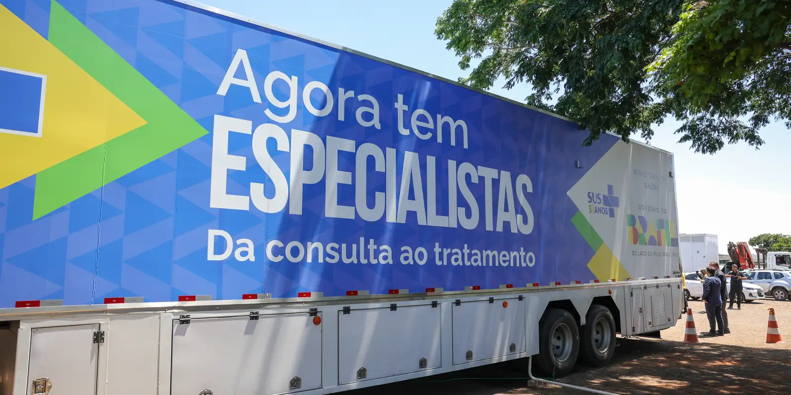 Carreta de Saúde da Mulher é Lançada em Manguinhos pelo Programa Agora Tem Especialistas