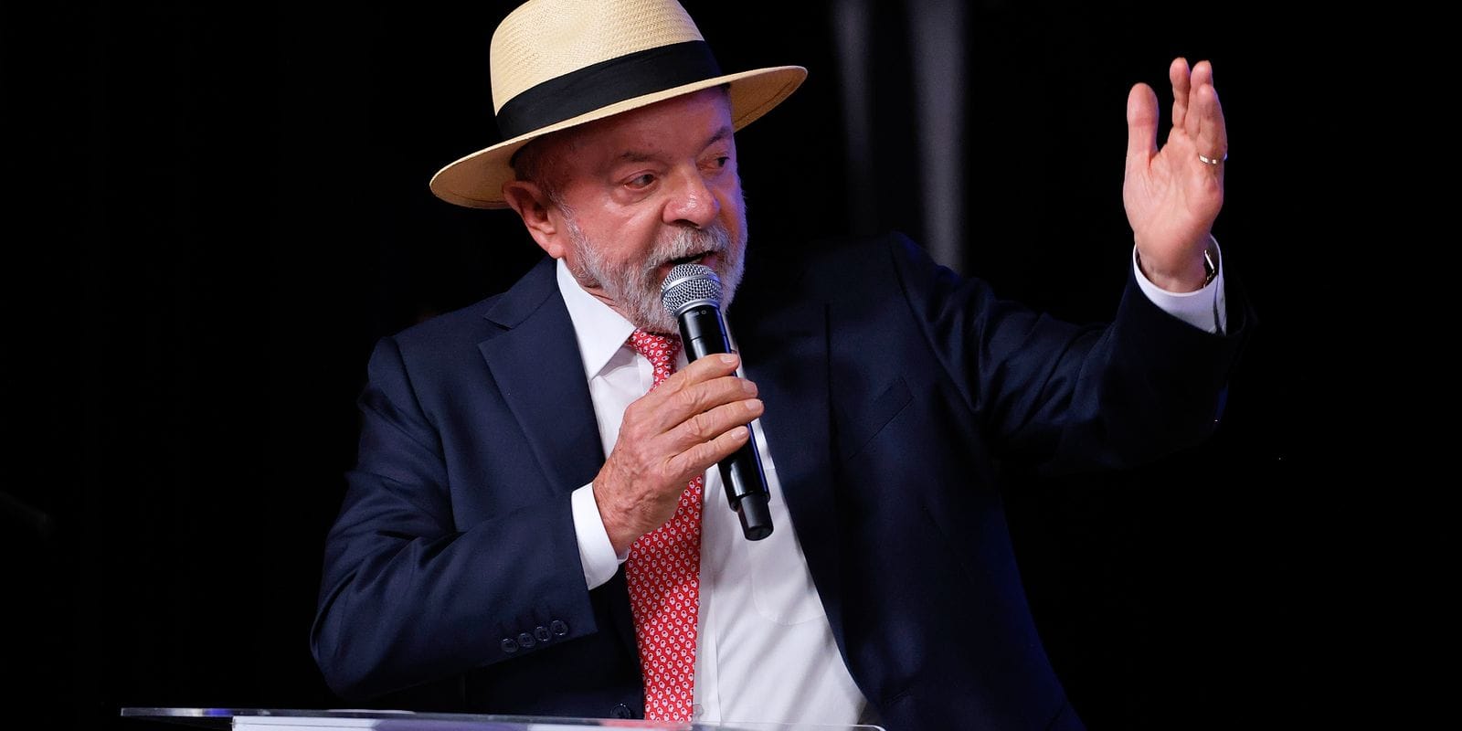 Lula Celebra Eleição de Novo Presidente na Colômbia