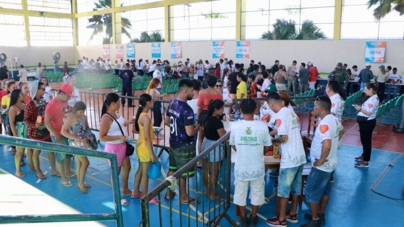 Início da Troca de Alimentos por Pulseiras na Festa dos Visitantes de Parintins 2026