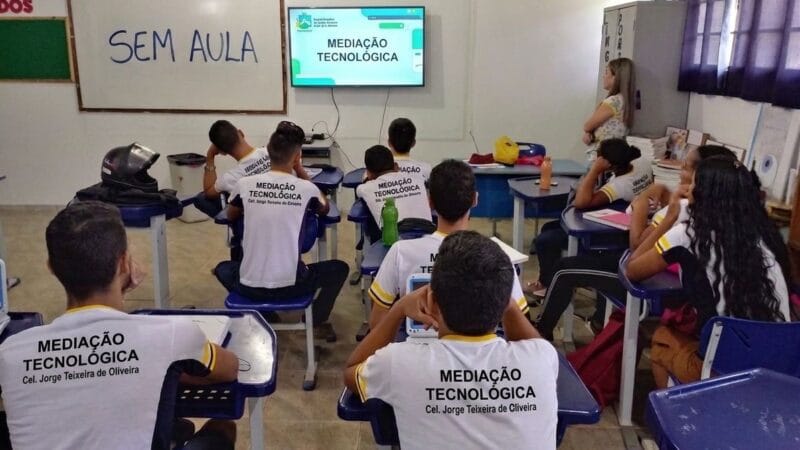 Interrupção das Aulas de Mediação Tecnológica Afeta Mais de Seis Mil Alunos em Rondônia
