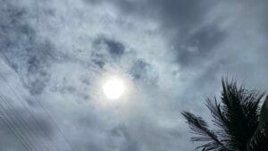 Previsão do Tempo para o Baixo Amazonas: Calor e Chuvas no Domingo