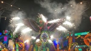 Marciele Albuquerque Brilha em Alegoria Inspirada na Lenda Amazônica no Festival de Parintins 2026
