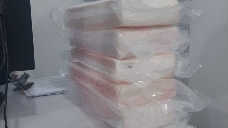 Polícia Militar do Amapá apreende cocaína e madeira ilegal em operação