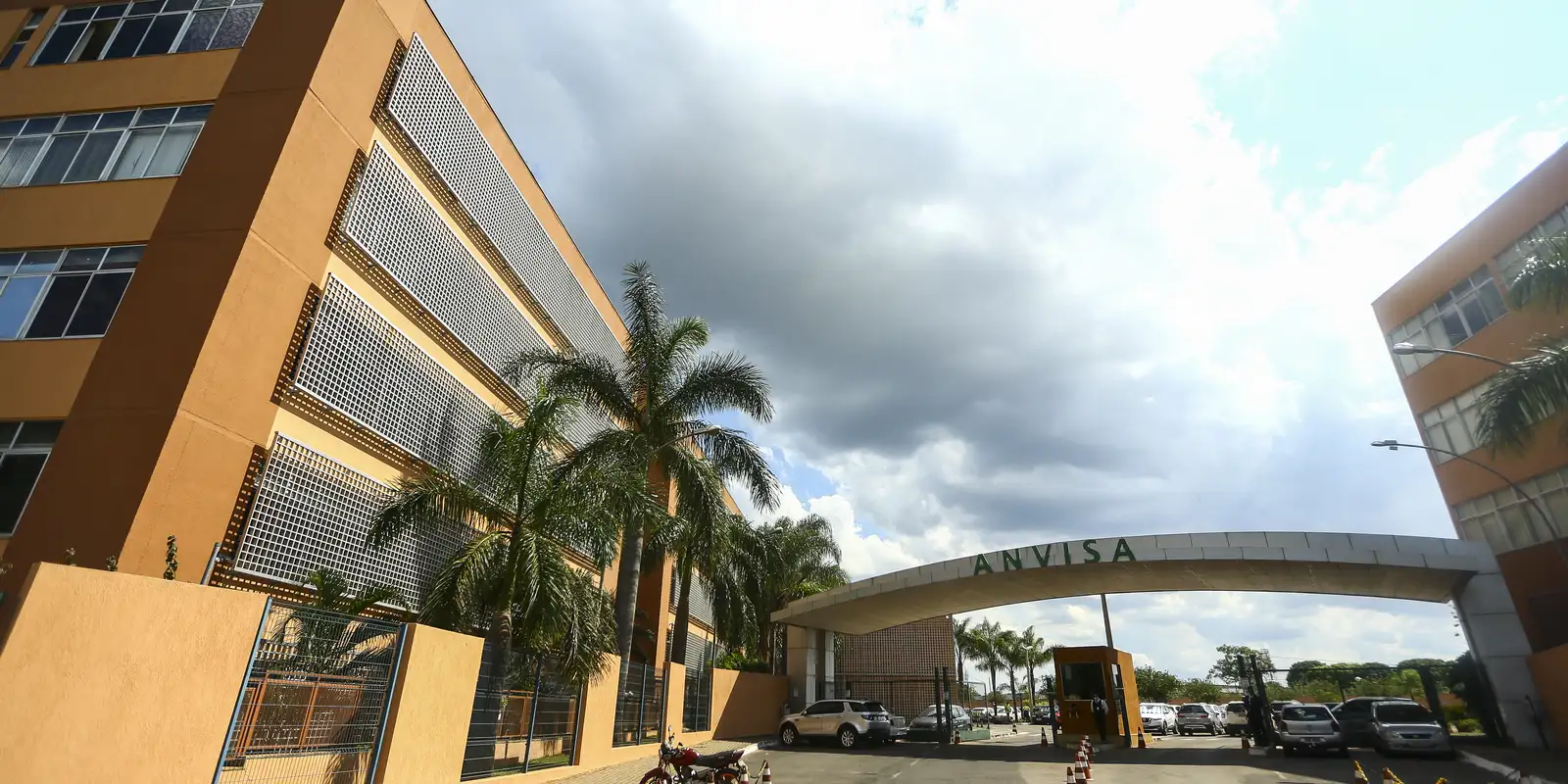 Anvisa Apreende Lotes Falsificados do Medicamento Mounjaro e Proíbe Produtos Irregulares