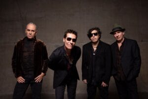 Dia Mundial do Rock é celebrado com show gratuito do Capital Inicial em Macapá