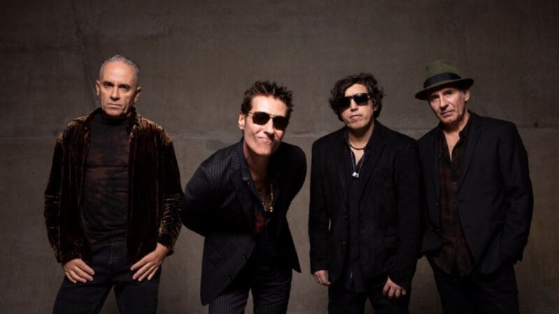 Dia Mundial do Rock é celebrado com show gratuito do Capital Inicial em Macapá