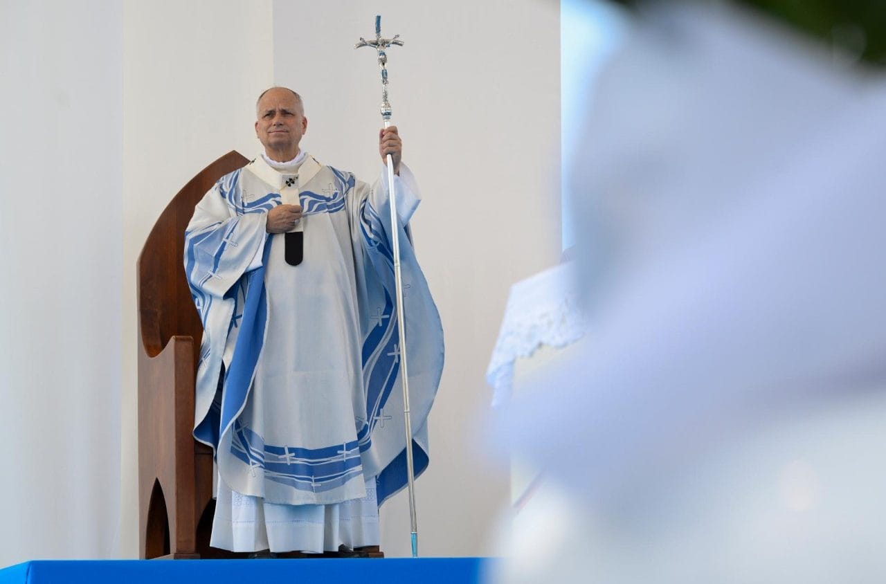 Papa Leão XIV Conclui Visita Pastoral com Missa em Lampedusa
