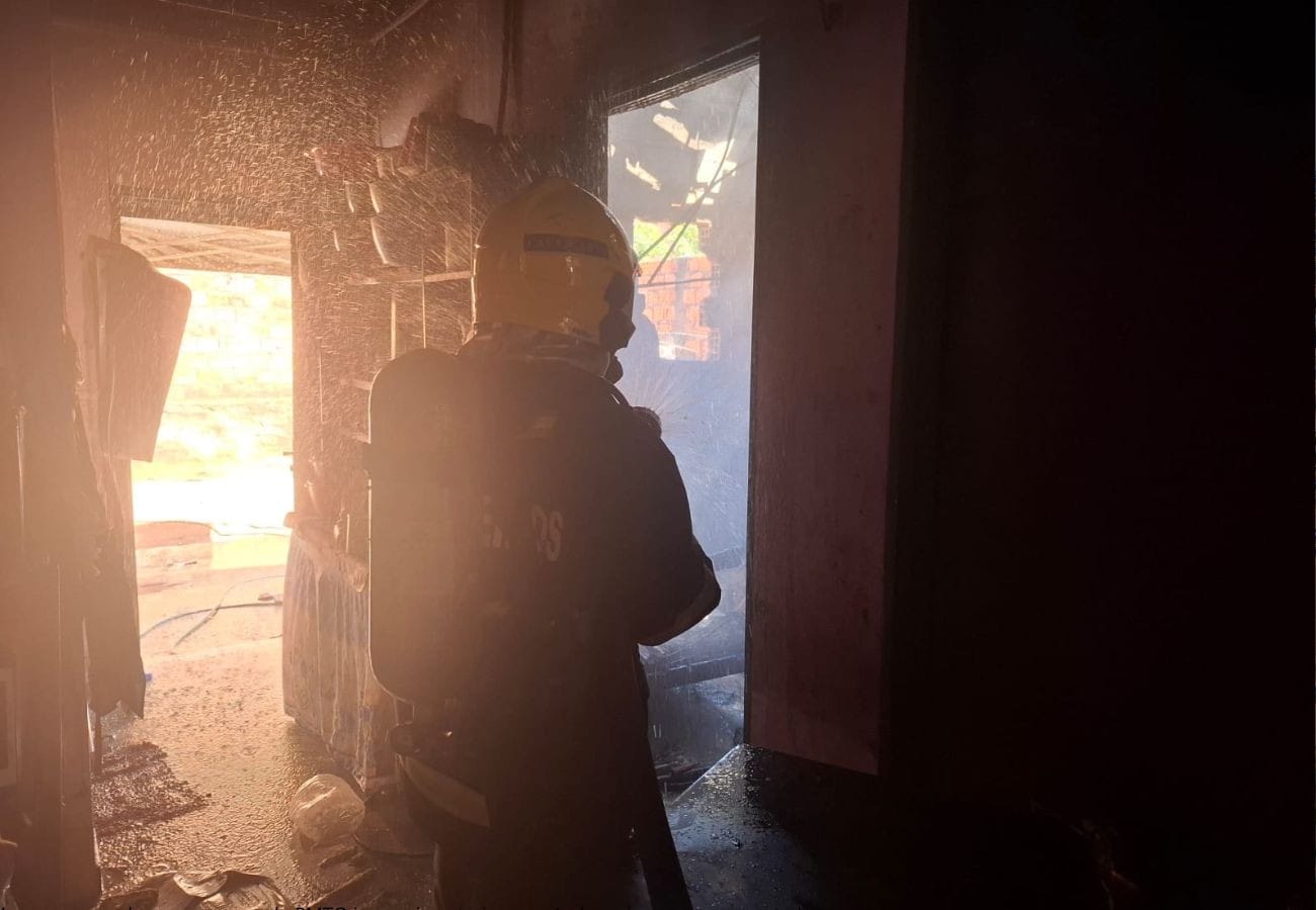 Tragédia em Araguaína: Jovem Cadeirante Morre em Incêndio Residencial