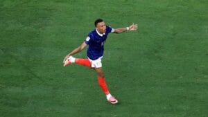 Mbappé quebra recordes em partida histórica pela seleção francesa